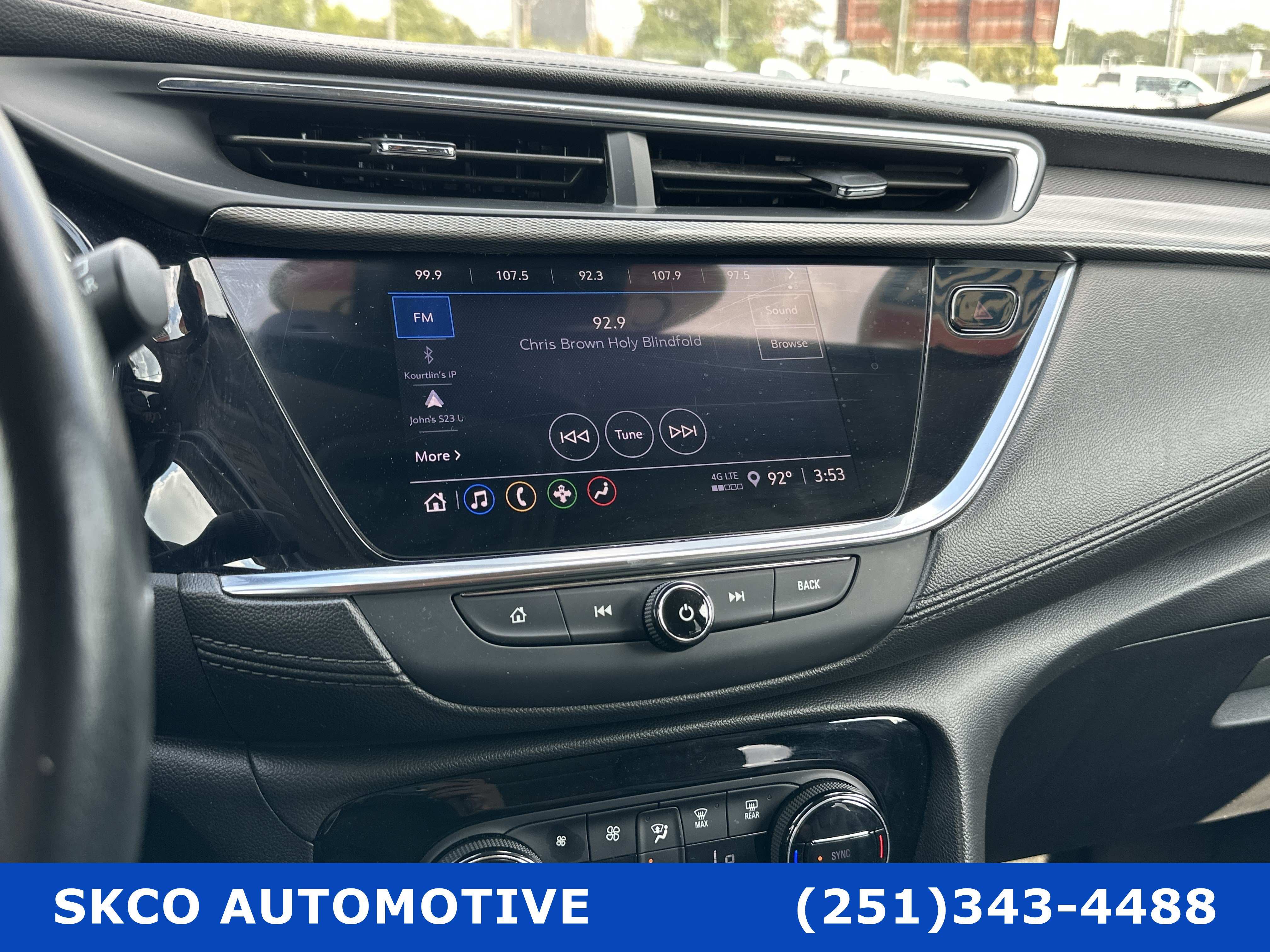 Used 2021 Buick Encore GX Essence w/ Experience Buick Package AWD/4WD image 15