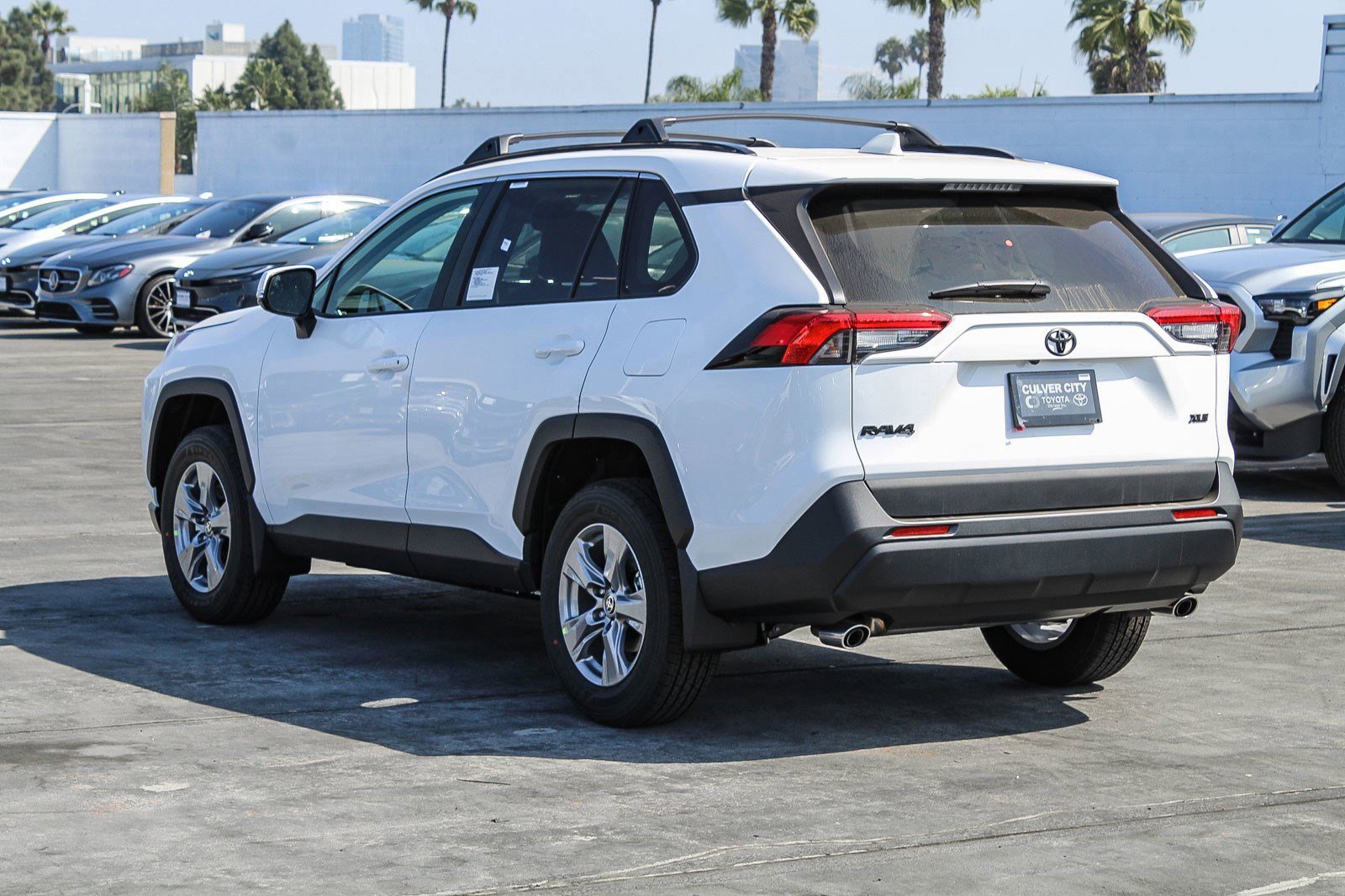 New 2025 Toyota RAV4 XLE image 7