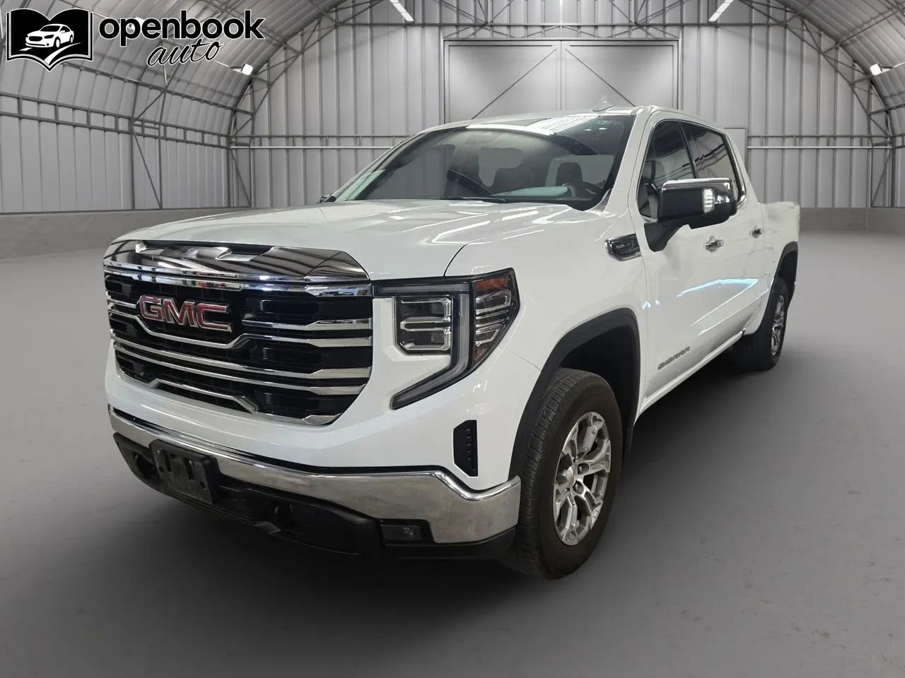 Used 2025 GMC Sierra 1500 SLT AWD/4WD image 1