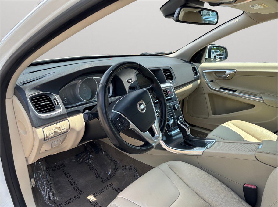 Used 2014 Volvo S60 T5 FWD image 6
