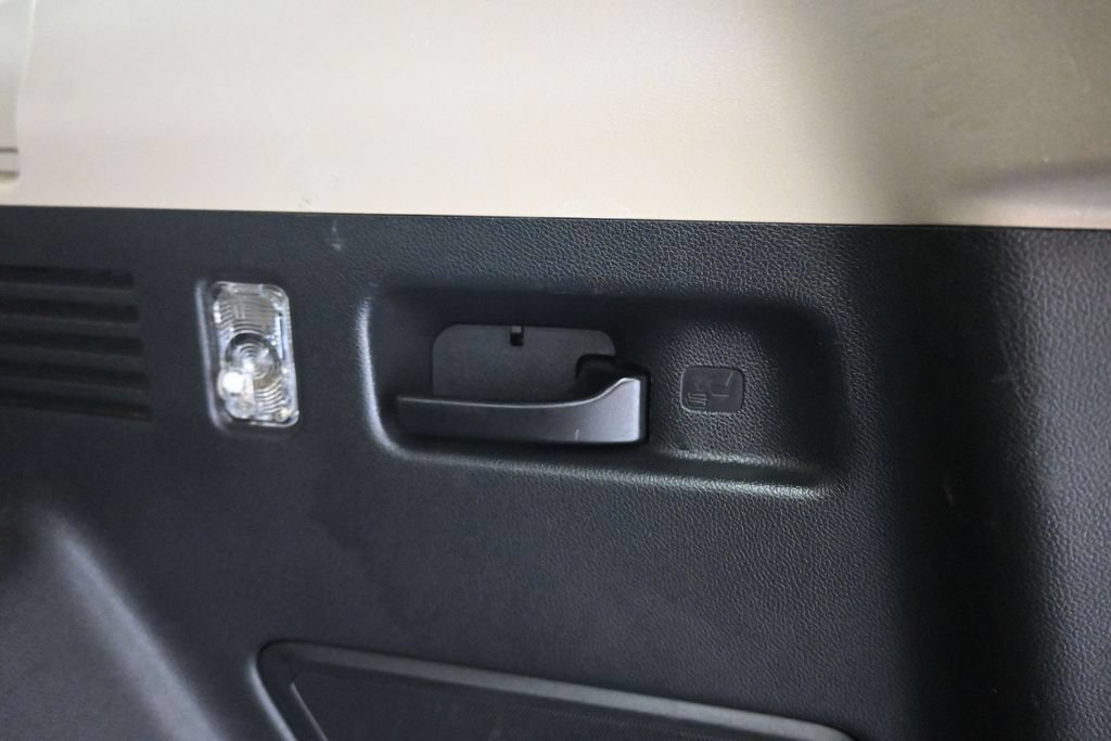 Used 2018 Honda CR-V Touring image 48