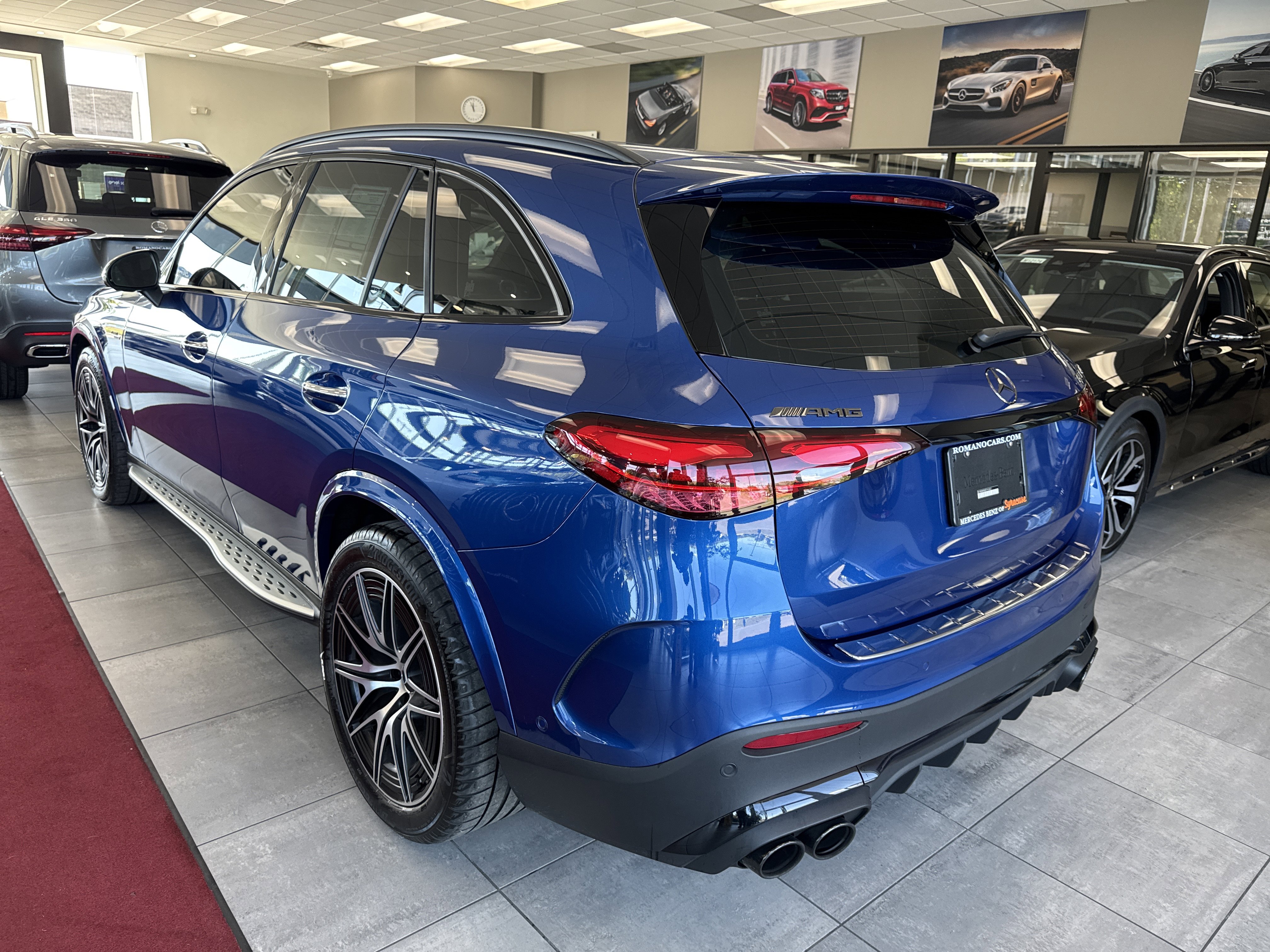 Used 2024 Mercedes-Benz GLC 43 AMG 4MATIC image 4