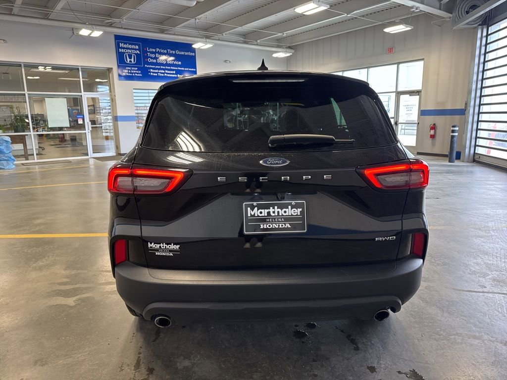 Used 2025 Ford Escape ST-Line AWD/4WD image 6