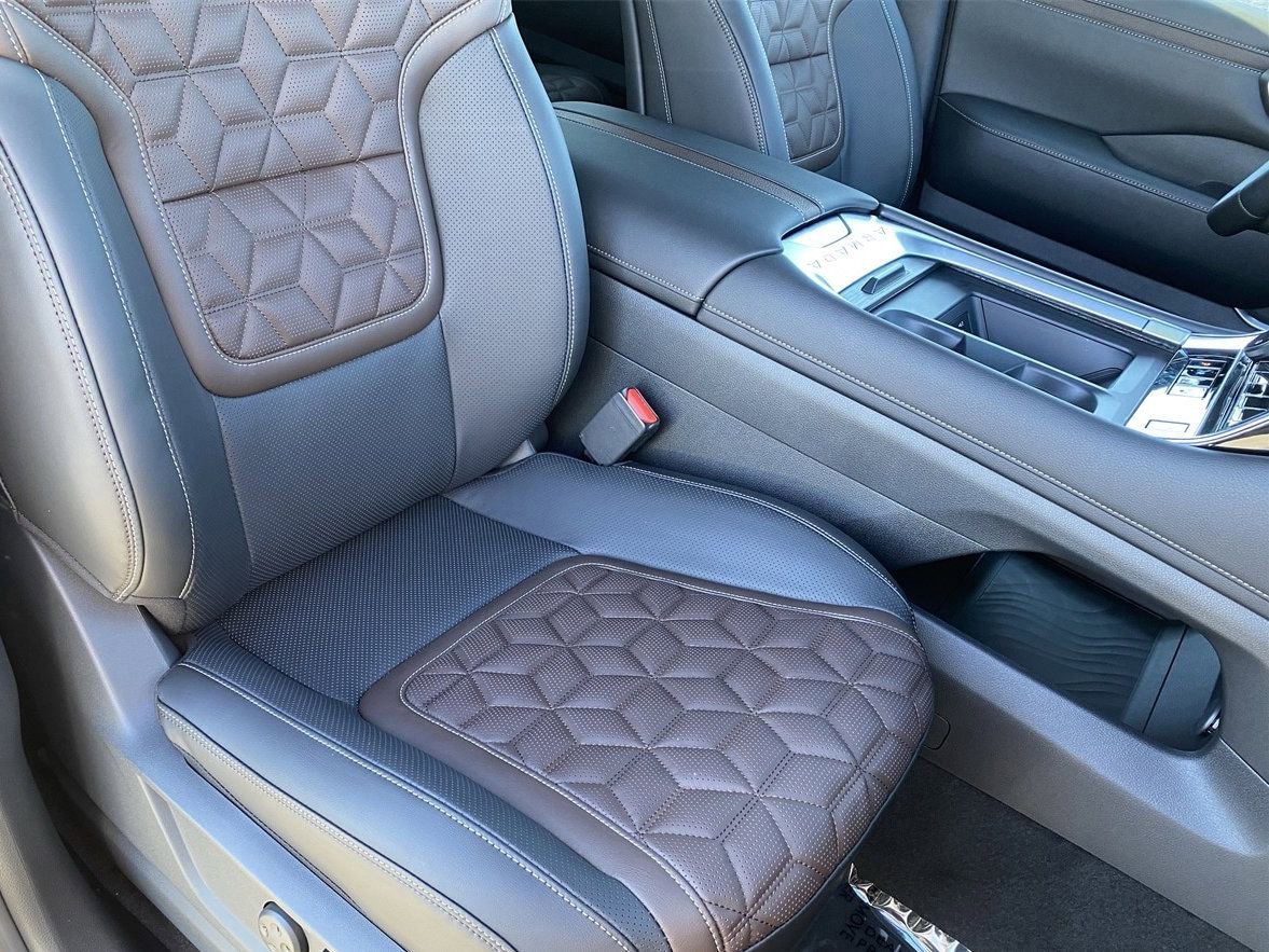New 2026 Nissan Armada Platinum image 10
