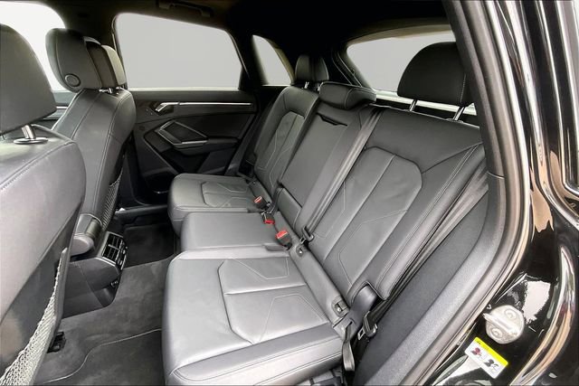 Used 2023 Audi Q3 2.0T Premium Plus w/ Premium Plus Package AWD/4WD image 28