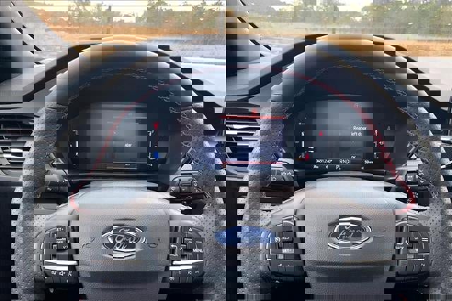 Used 2024 Ford Escape ST-Line w/ Equipment Group 301A image 18