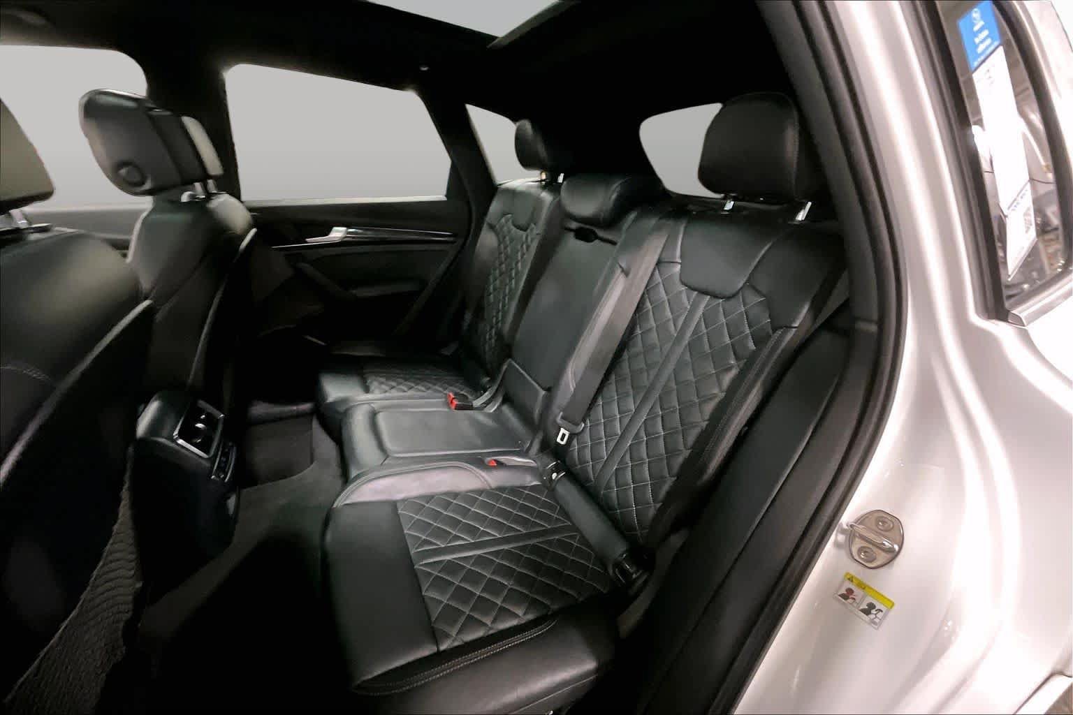 Used 2018 Audi SQ5 Prestige w/ Prestige Package AWD/4WD image 21