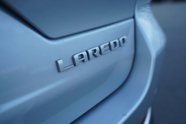 Used 2025 Jeep Grand Cherokee Laredo w/ Luxury Tech Group I image 40