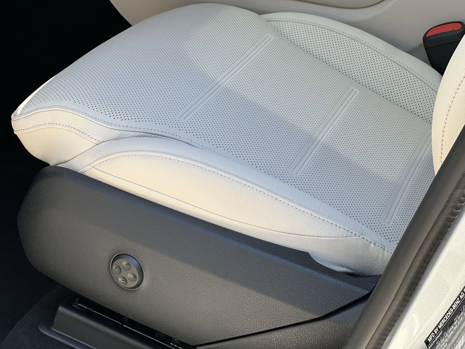 New 2026 Mercedes-Benz GLC 300 4MATIC image 19