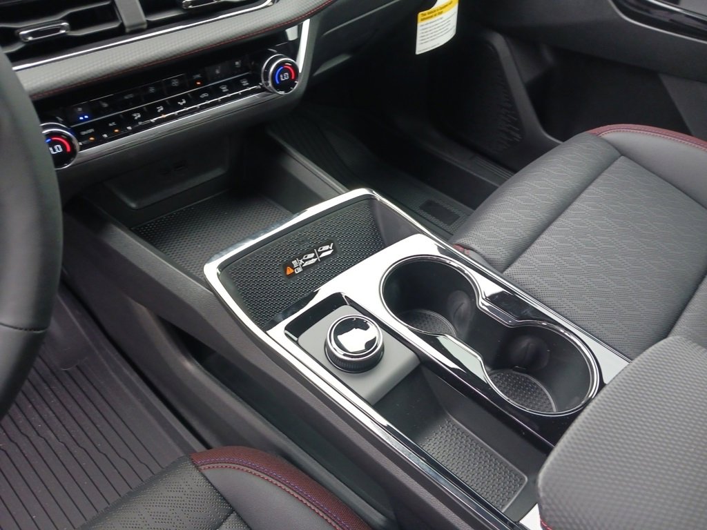 New 2026 Chevrolet Equinox RS w/ Convenience Package III image 26