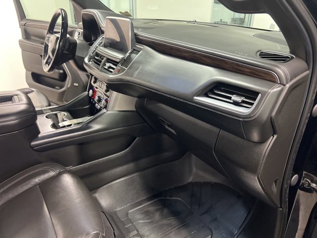 Used 2021 Chevrolet Suburban Z71 w/ Z71 Signature Package image 19