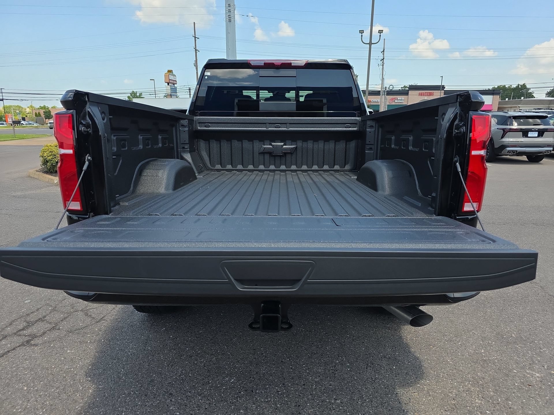 New 2026 Chevrolet Silverado 2500 LT w/ Z71 Chrome Sport Edition AWD/4WD image 13