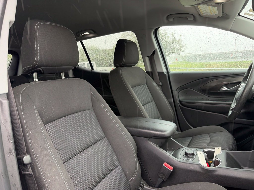 Used 2022 GMC Terrain SLE w/ Driver Convenience Package FWD image 27