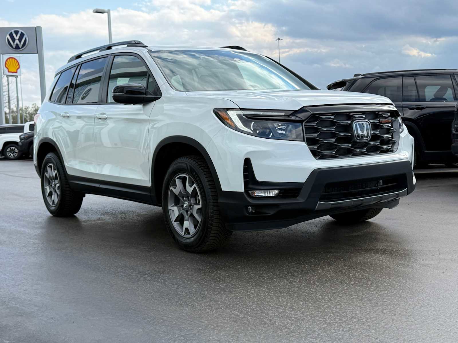 Used 2022 Honda Passport TrailSport image 3