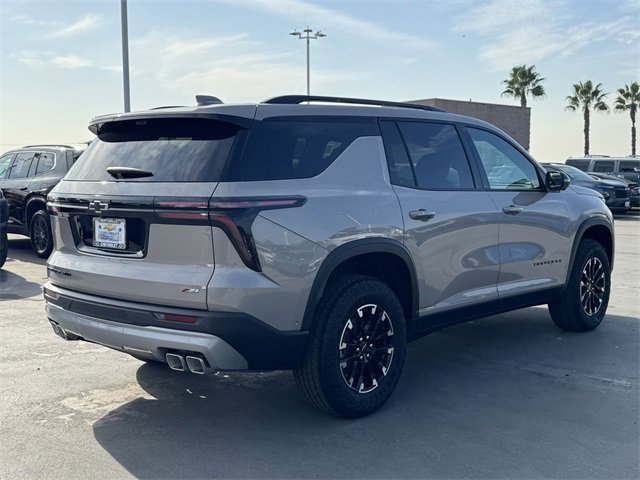 New 2026 Chevrolet Traverse Z71 w/ Enhanced Driving Package image 5