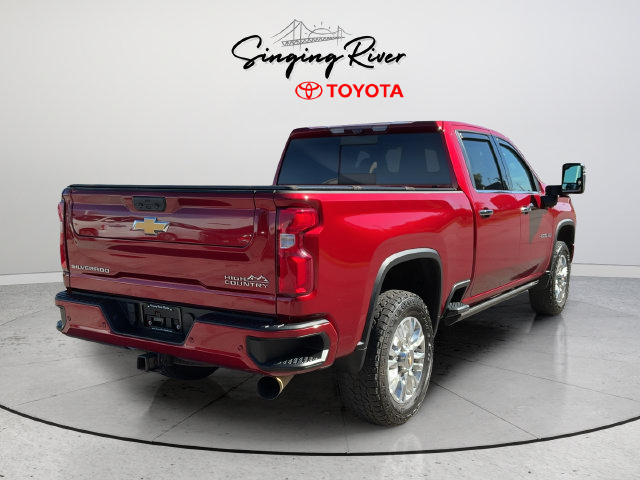 Used 2023 Chevrolet Silverado 2500 High Country w/ Z71 Off-Road Package AWD/4WD image 7