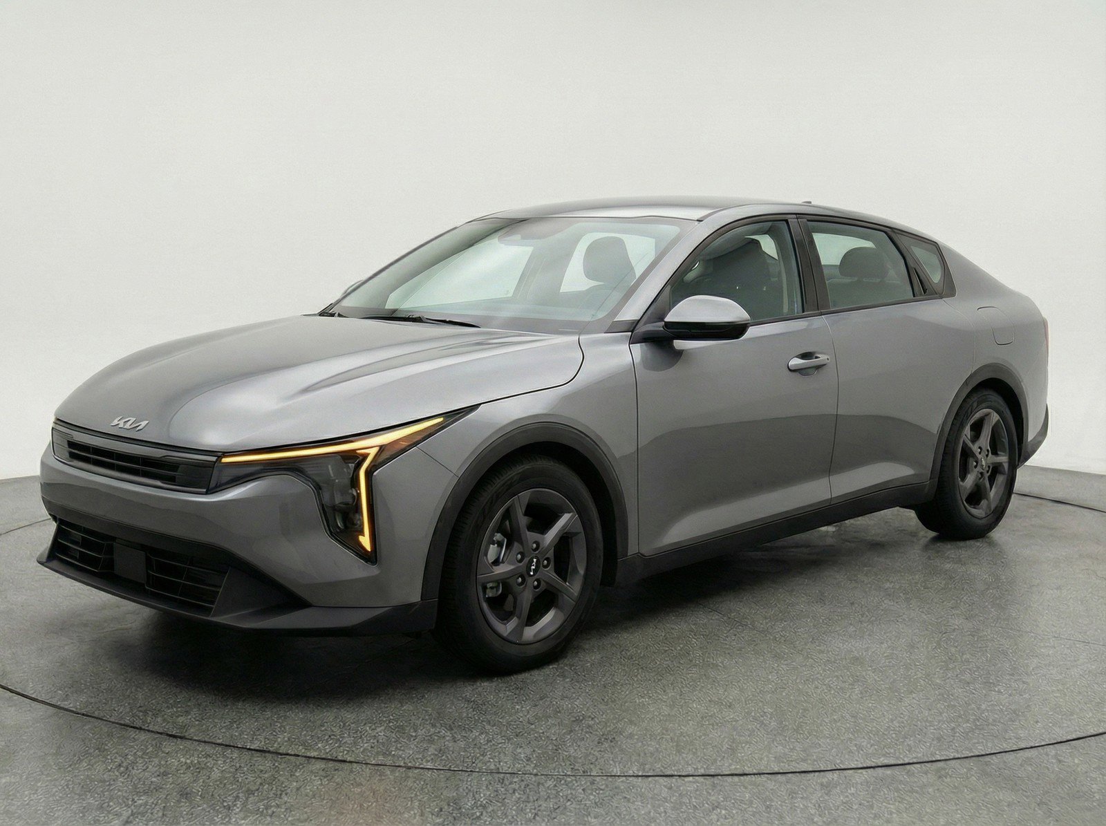 Used 2025 Kia K4 FWD image 3