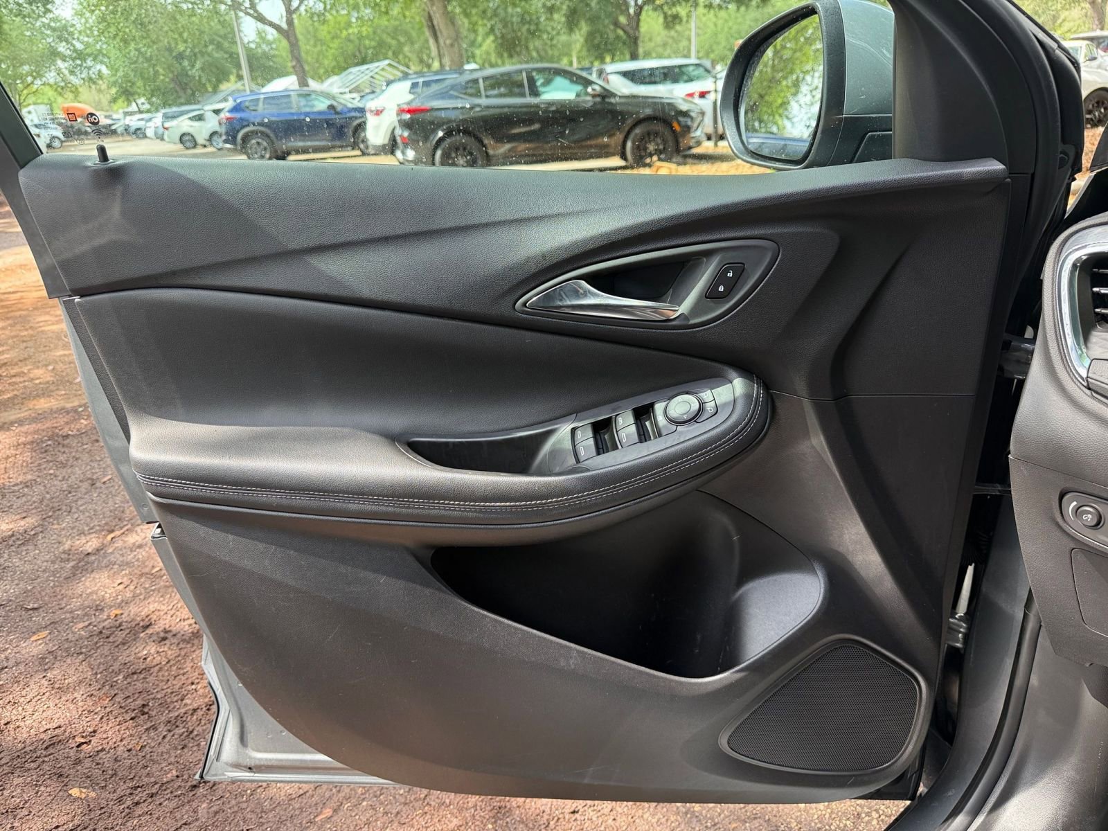 Used 2025 Buick Encore GX Preferred FWD image 20