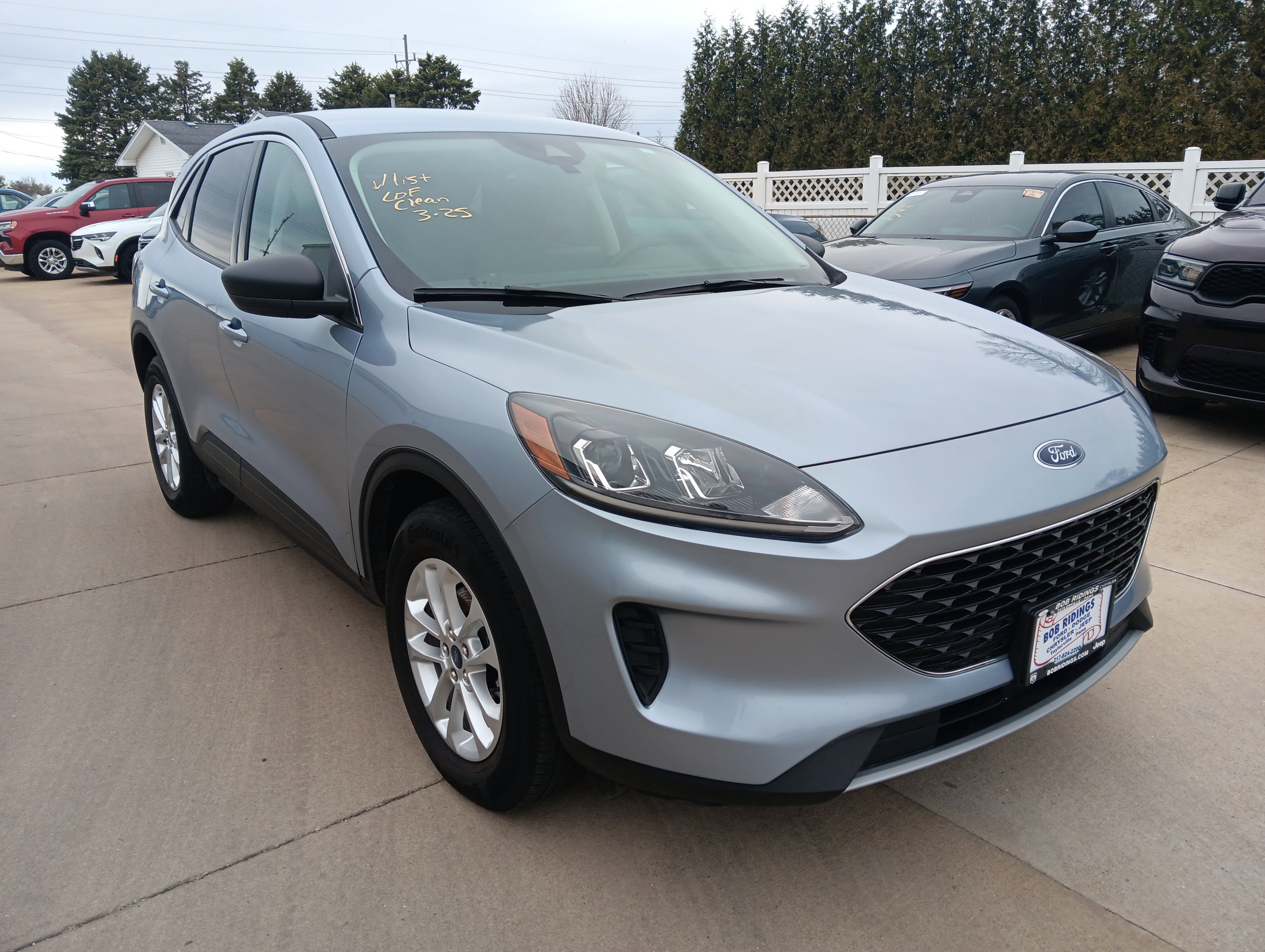 Used 2022 Ford Escape SE w/ Convenience Package image 3