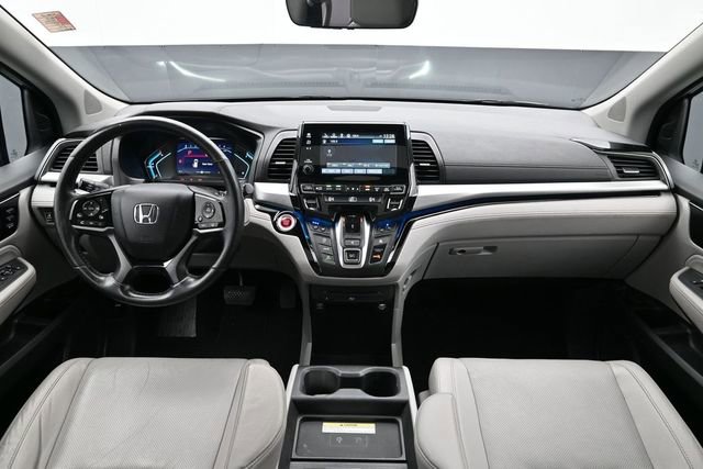 Used 2018 Honda Odyssey Elite image 12