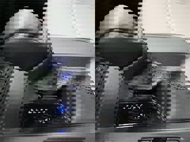 New 2026 Toyota Corolla Cross L image 25