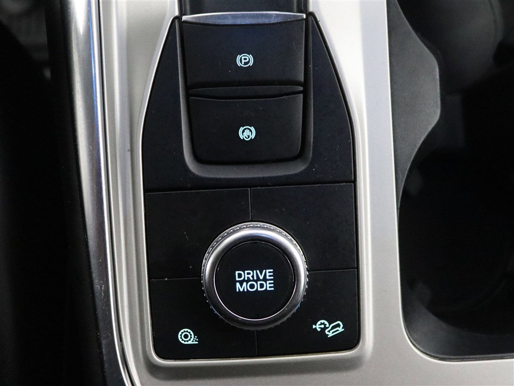 Used 2022 Ford Explorer XLT w/ Equipment Group 202A AWD/4WD image 26
