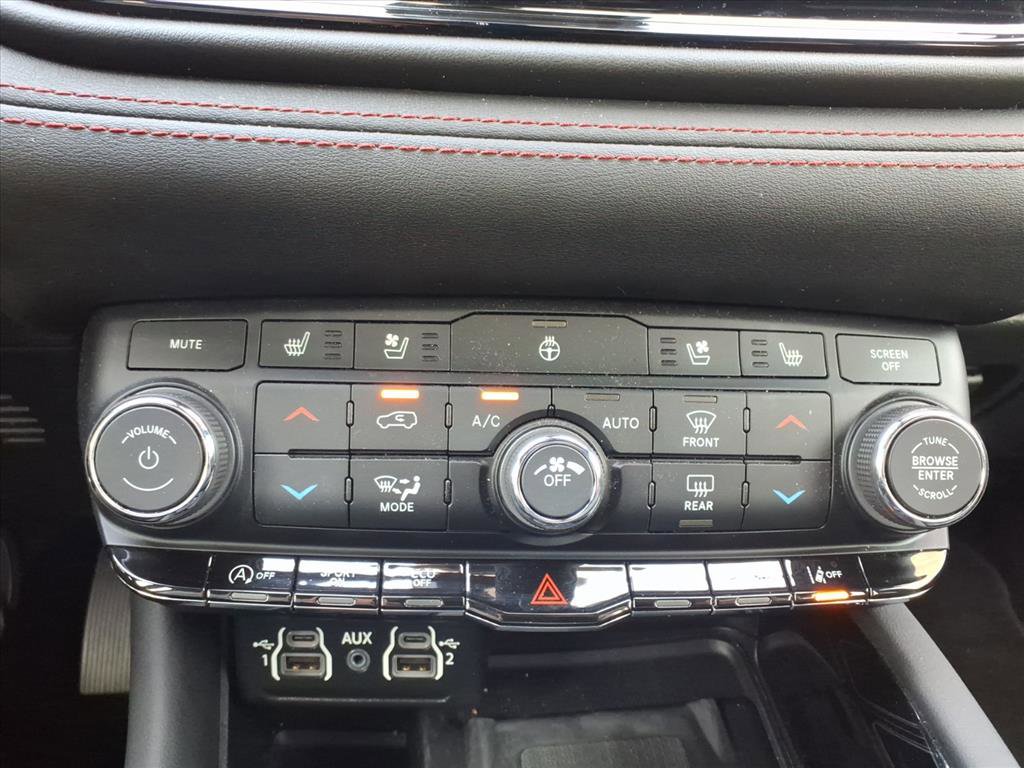 Used 2023 Dodge Durango Citadel image 22