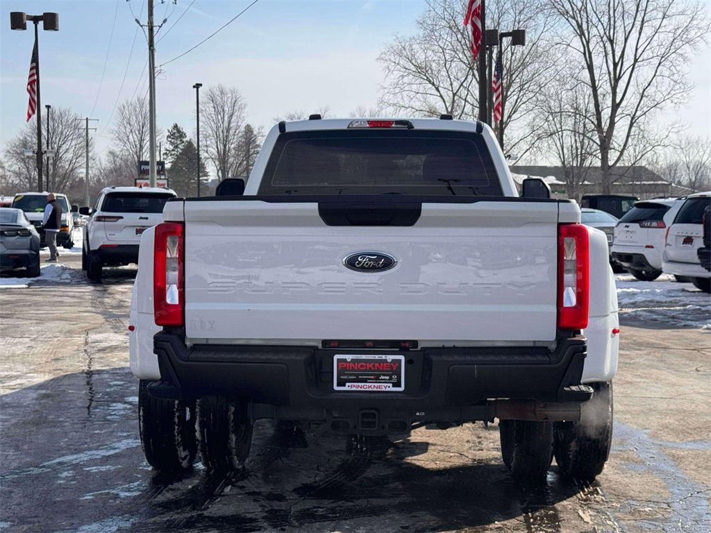 Used 2024 Ford F350 XL image 9