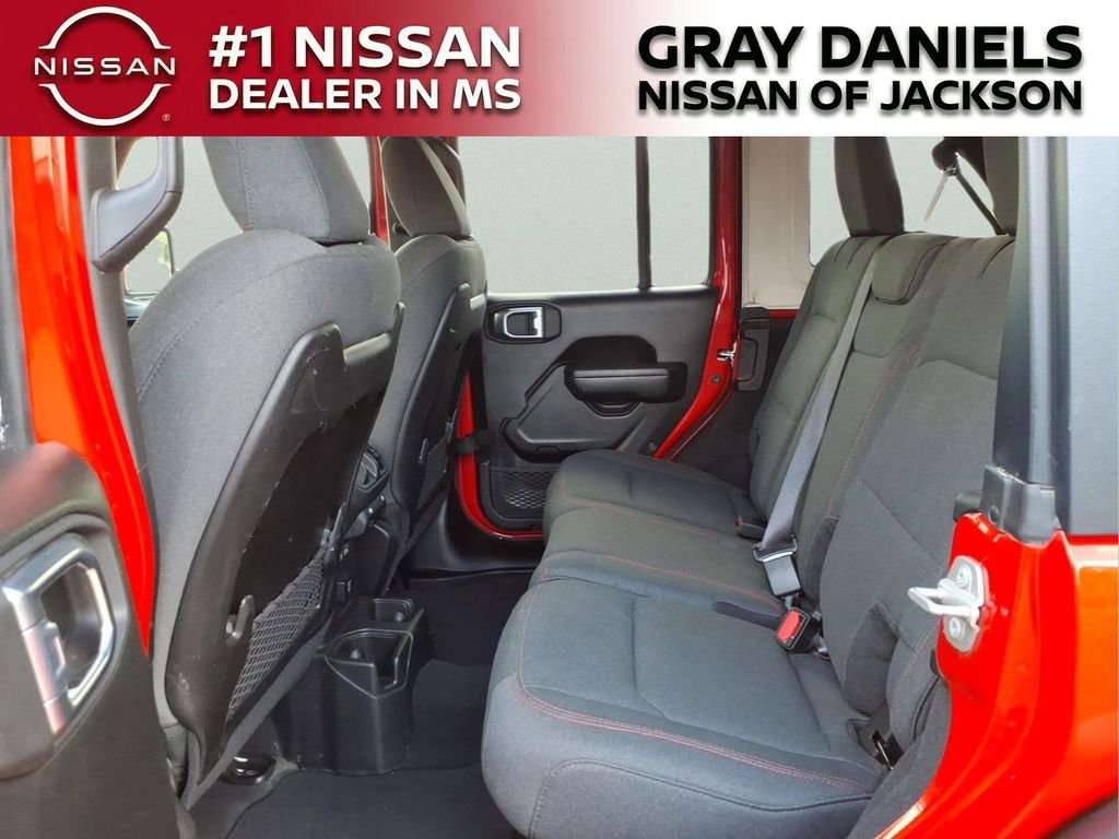 Used 2024 Jeep Wrangler Unlimited Rubicon image 25