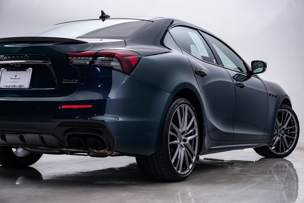 Used 2024 Maserati Ghibli Trofeo RWD image 11
