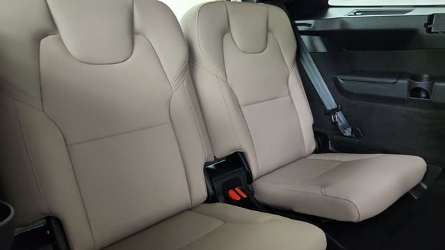 New 2026 Volvo XC90 B6 Plus w/ Protection Package AWD/4WD image 34