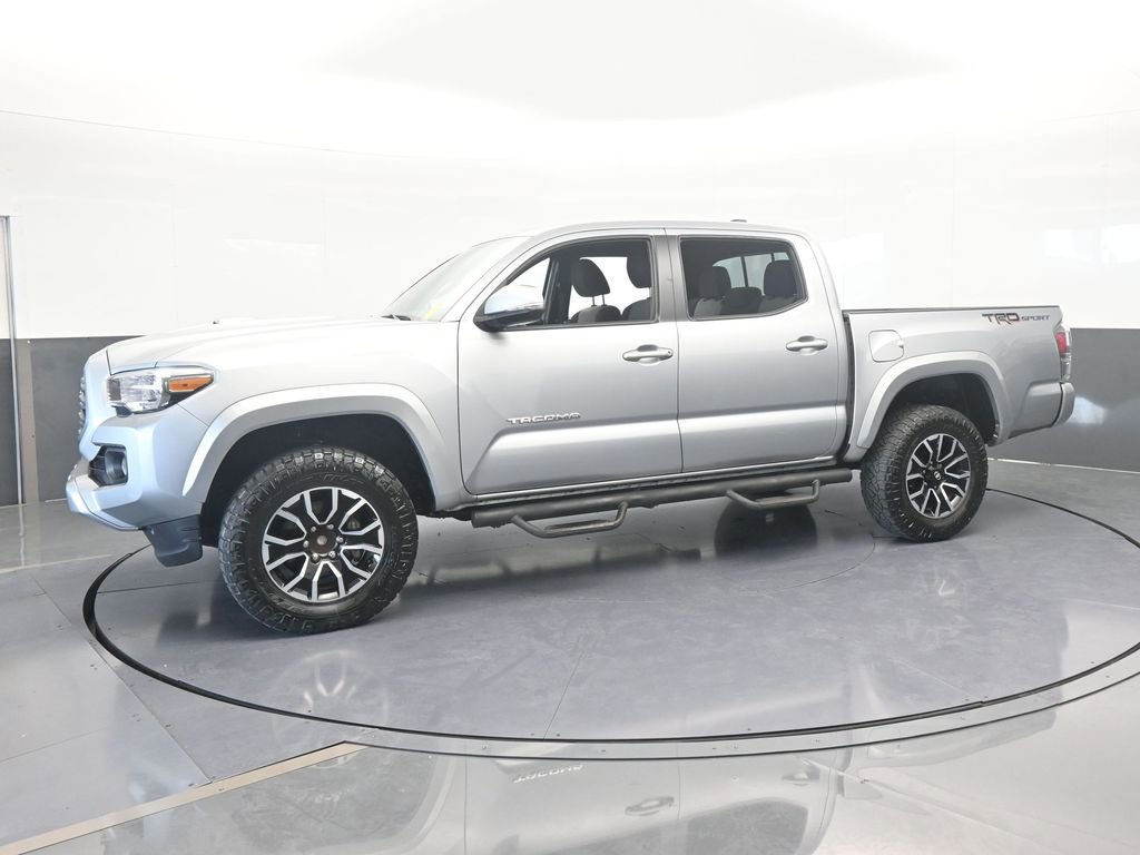 Used 2023 Toyota Tacoma TRD Sport image 2