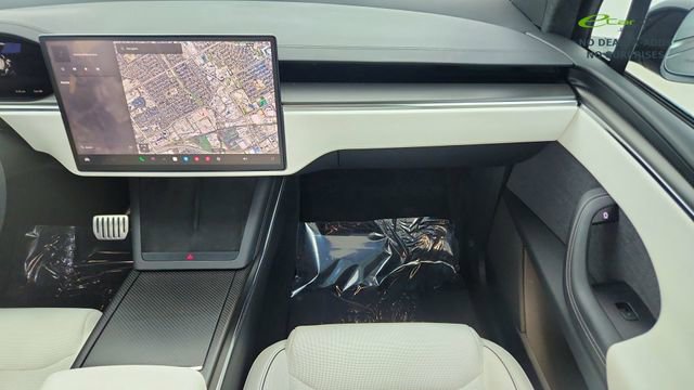 Used 2024 Tesla Model X Plaid image 41
