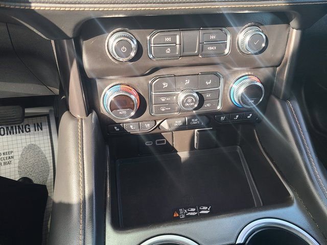 Used 2021 GMC Yukon AT4 image 13