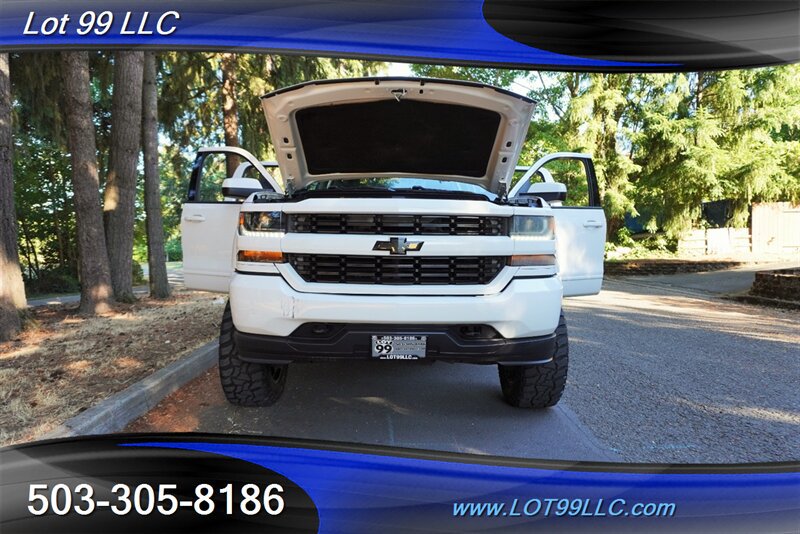 Used 2018 Chevrolet Silverado 1500 LT w/ All Star Edition AWD/4WD image 27