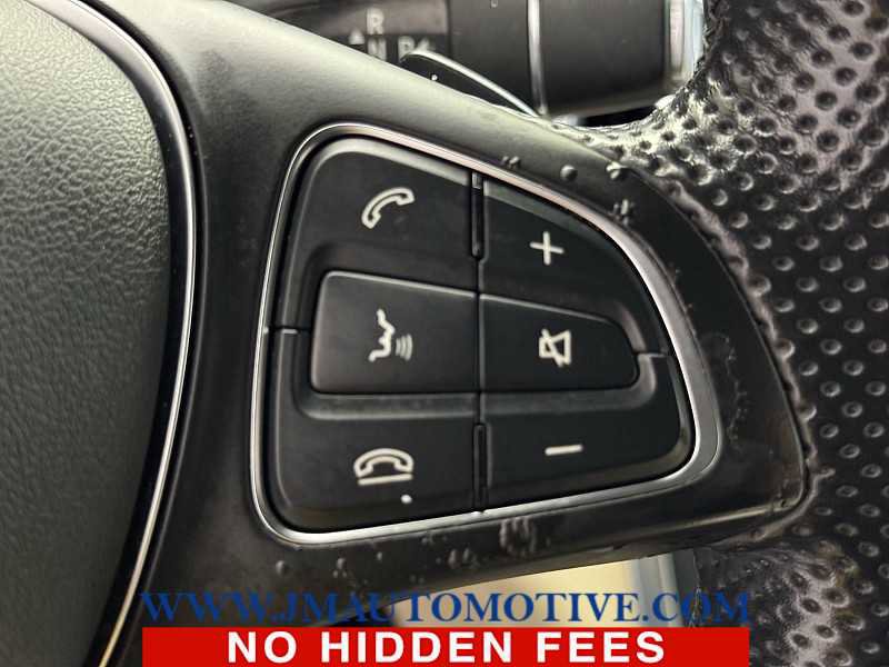 Used 2015 Mercedes-Benz CLA 250 image 40