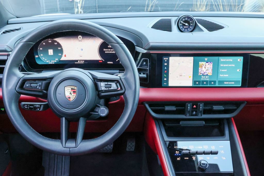 Certified 2025 Porsche Macan 4 Electric image 35