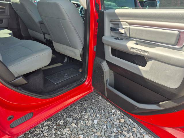 Used 2019 RAM 1500 Classic SLT RWD image 8