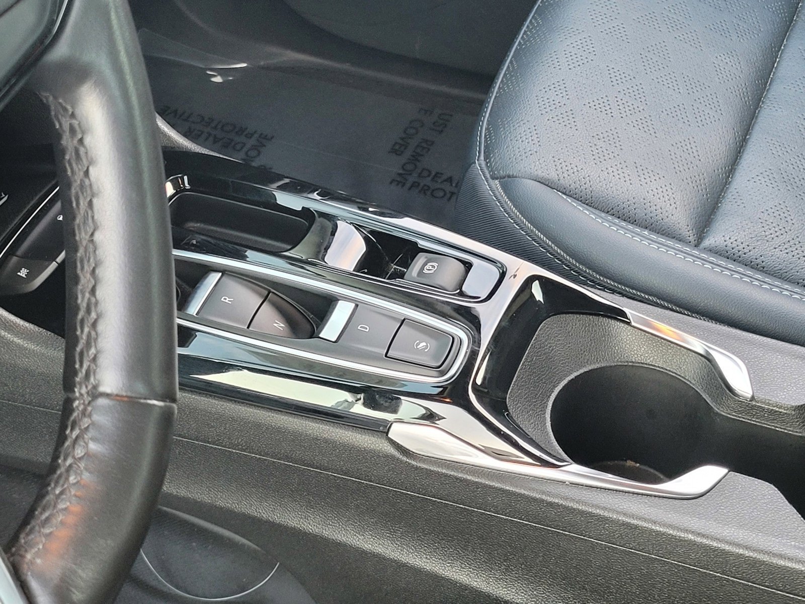 Used 2022 Chevrolet Bolt EUV Premier w/ Sun & Sound Package image 21