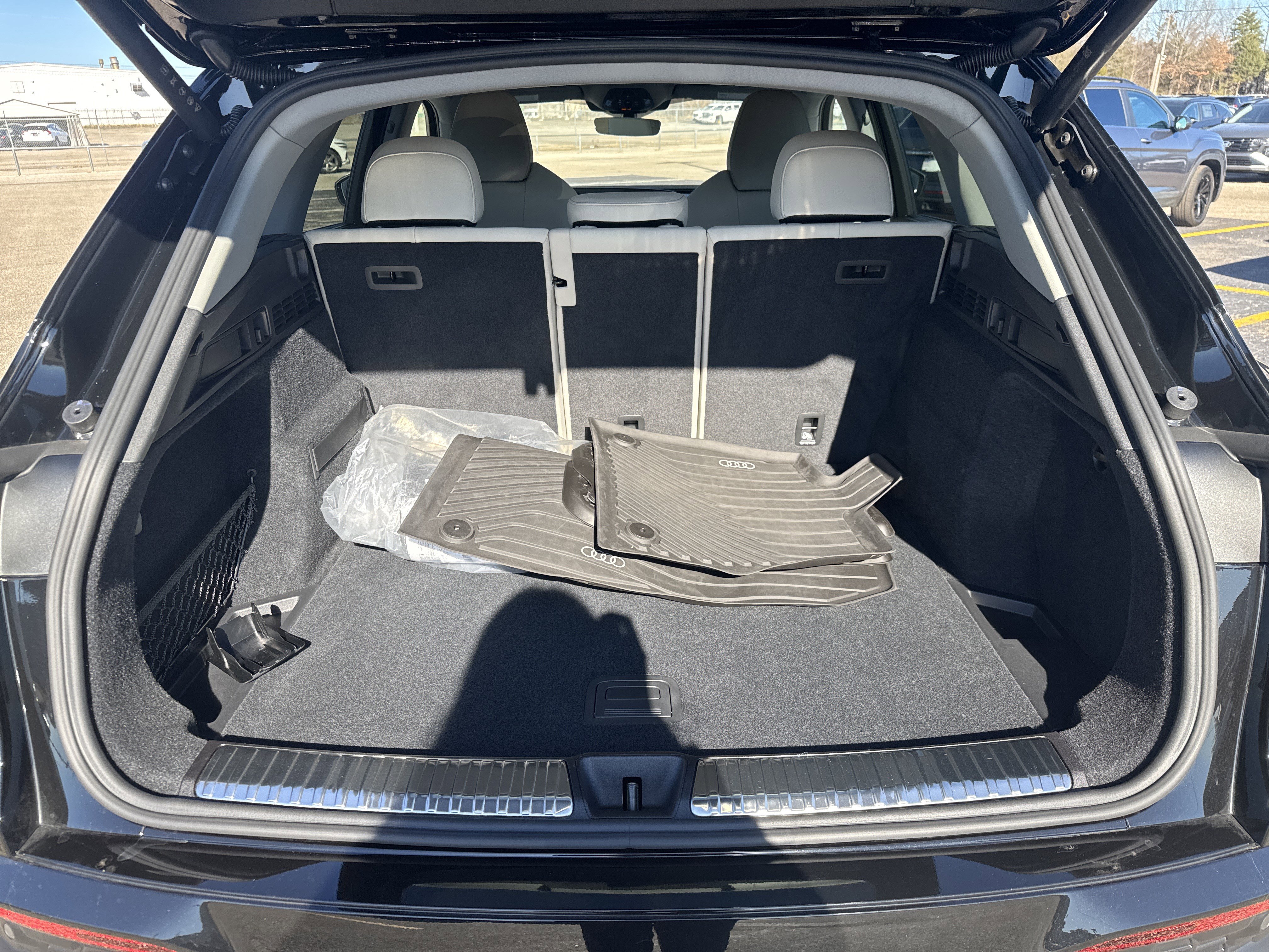 Used 2025 Audi Q5 Premium Plus w/ Premium Plus image 8