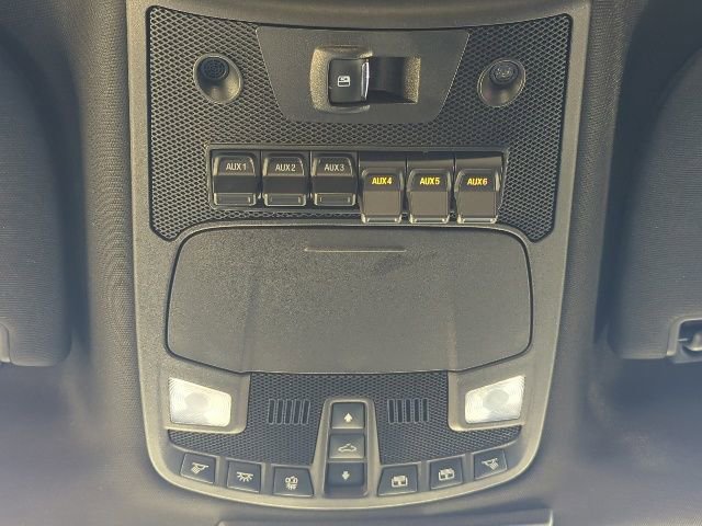 Used 2020 Ford F350 Platinum w/ Tremor Off-Road Package AWD/4WD image 13