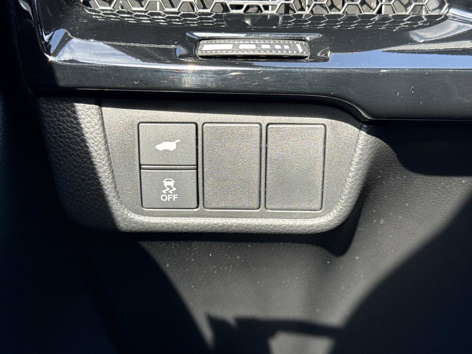 Used 2025 Honda CR-V Sport Touring image 13