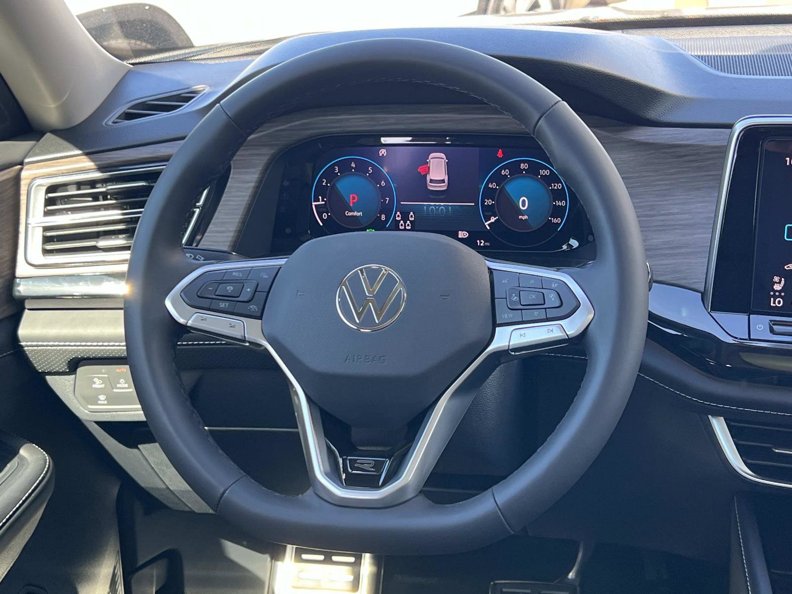 New 2026 Volkswagen Atlas SEL Premium R-Line image 8