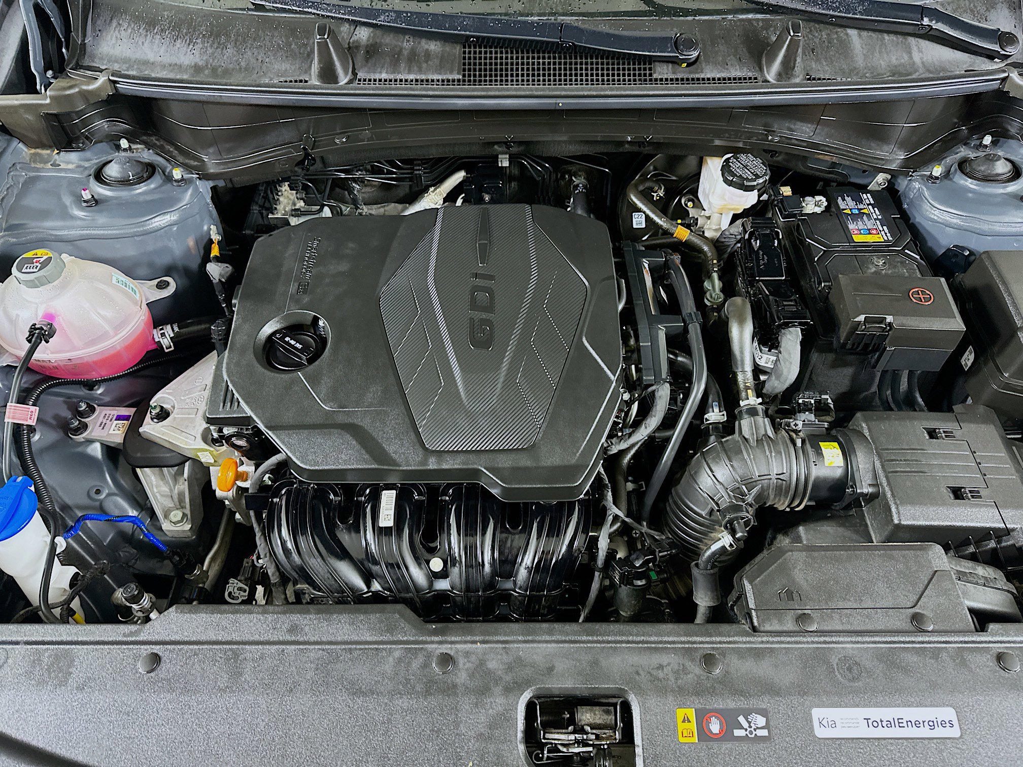 Used 2025 Kia Sportage LX image 32