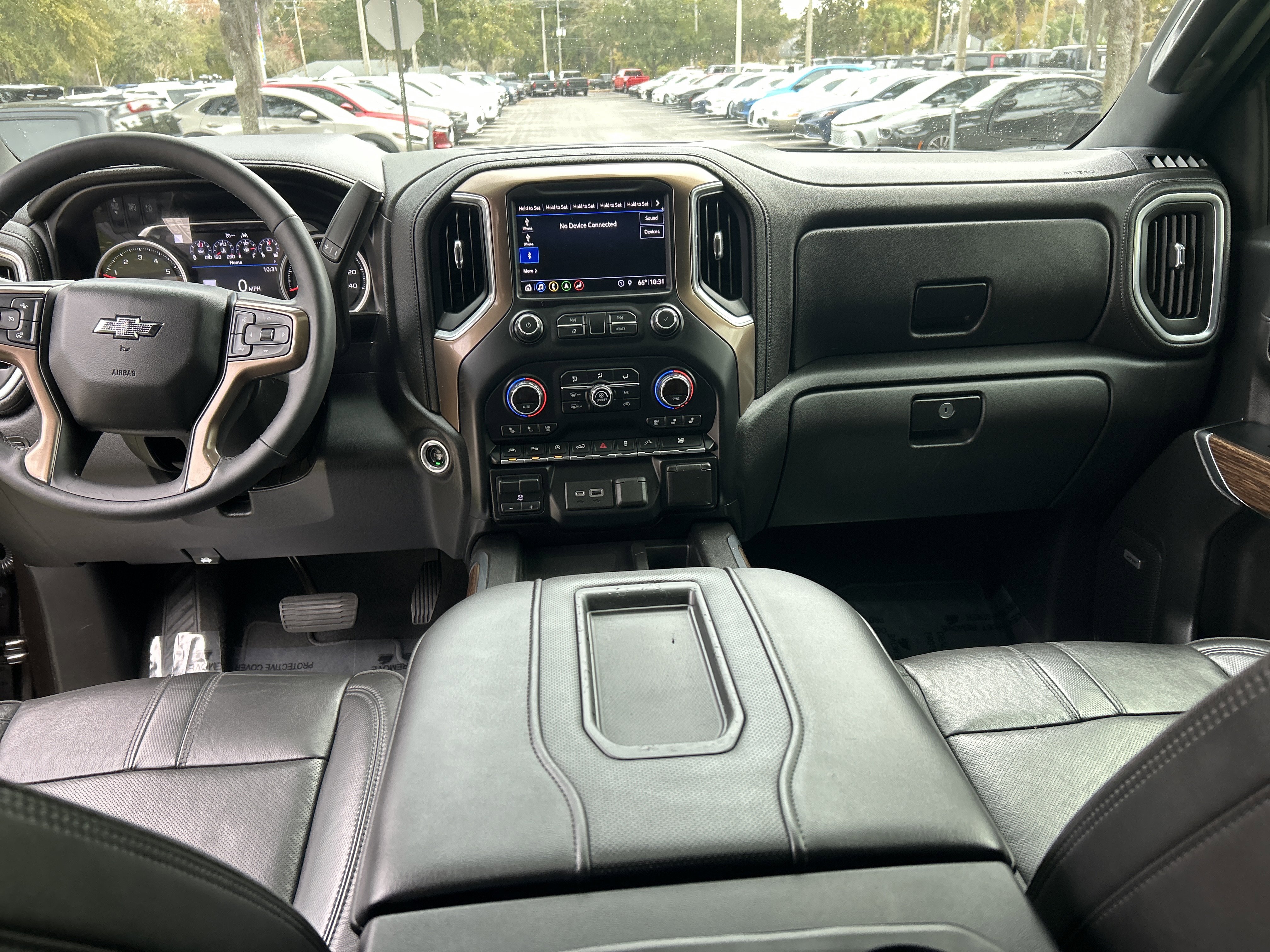 Used 2019 Chevrolet Silverado 1500 High Country w/ Technology Package image 21