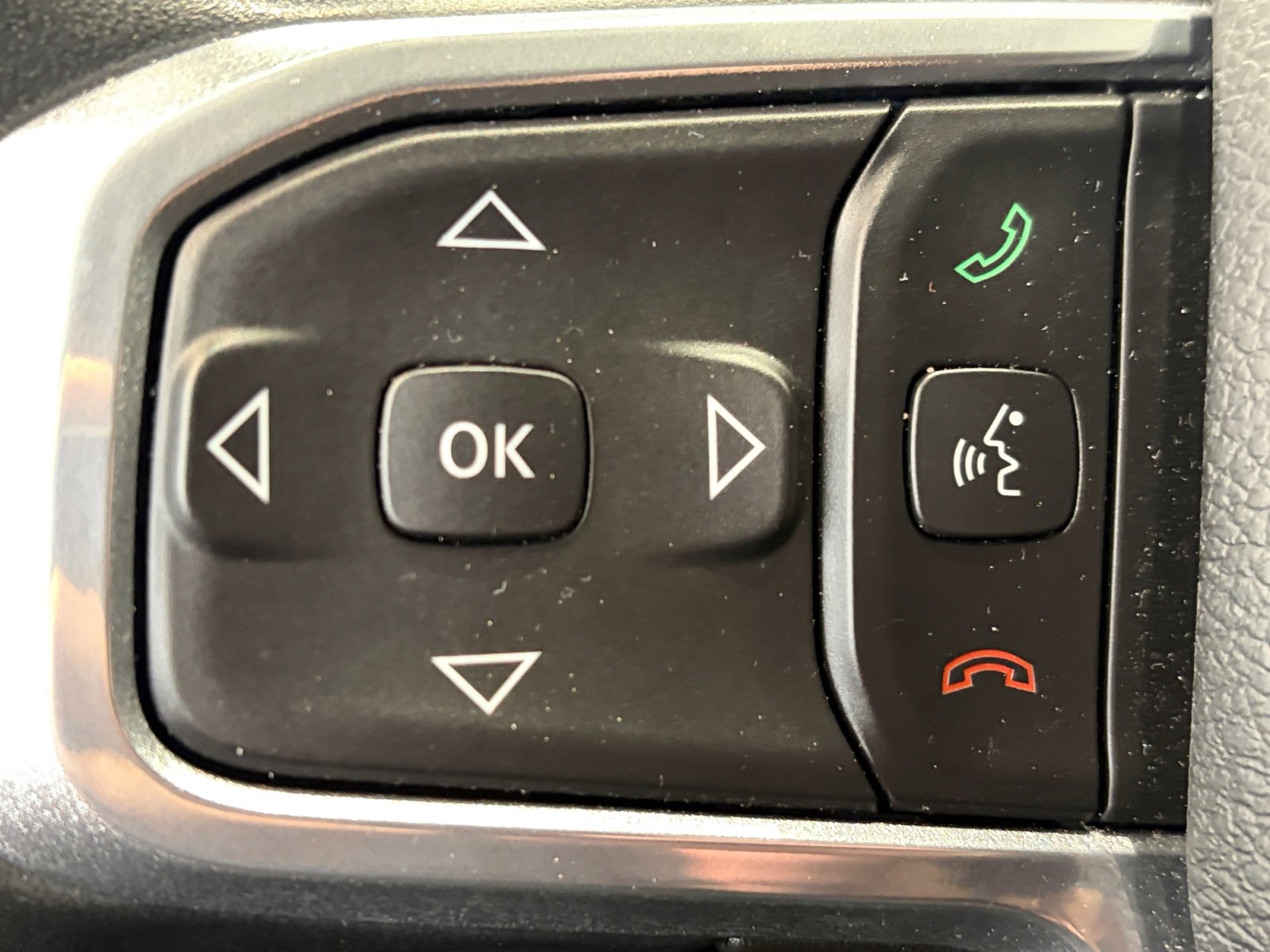 Used 2022 RAM 1500 Laramie image 32