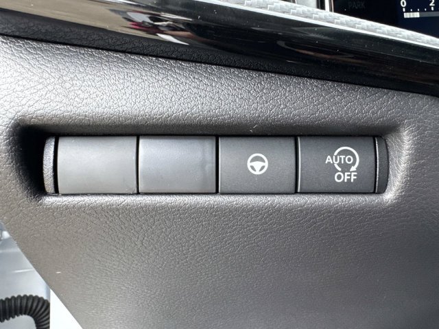 New 2027 Nissan Kicks SR FWD image 23