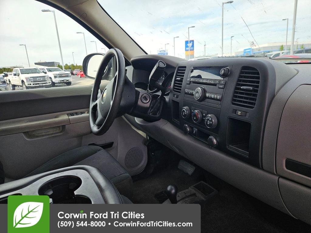 Used 2013 Chevrolet Silverado 1500 W/T AWD/4WD image 8