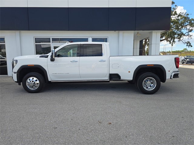 Certified 2024 GMC Sierra 3500 Denali Ultimate image 4