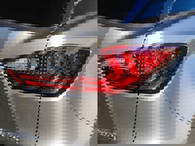 Used 2022 Lexus RX 450h AWD w/ Premium Package image 11